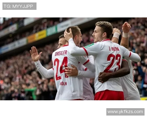 勒沃库森与科隆的精彩对决最终比分揭晓，比赛结果引发热议